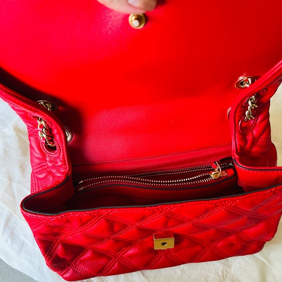 Tory Burch Soft Fleming Convertible Bag - Picture 3 of 9